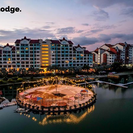 Anylodge Waterfront Marina Island Pangkor Lumut Exterior foto